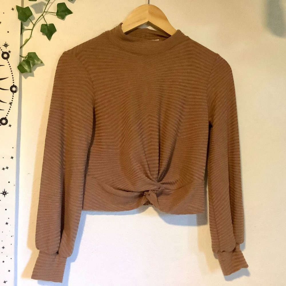 Turtleneck long sleeve cinched waistline, Lush brand